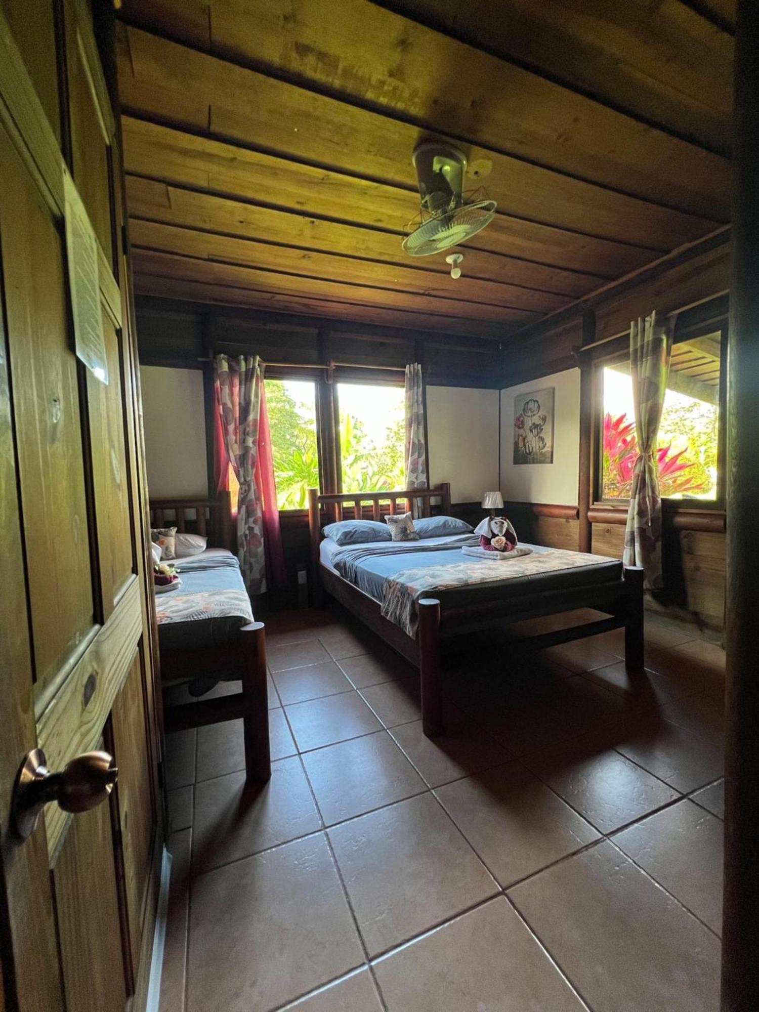 Hotel Canto De Ballenas Увита Экстерьер фото